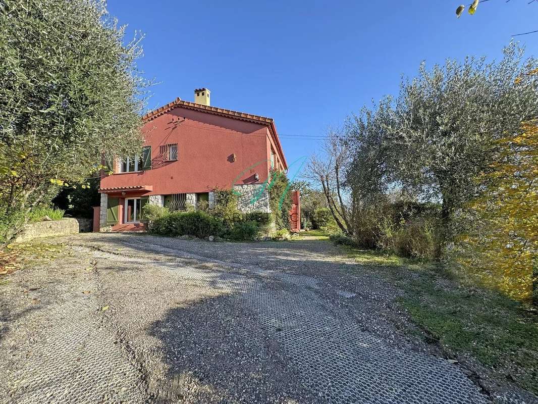 Maison à LE ROURET