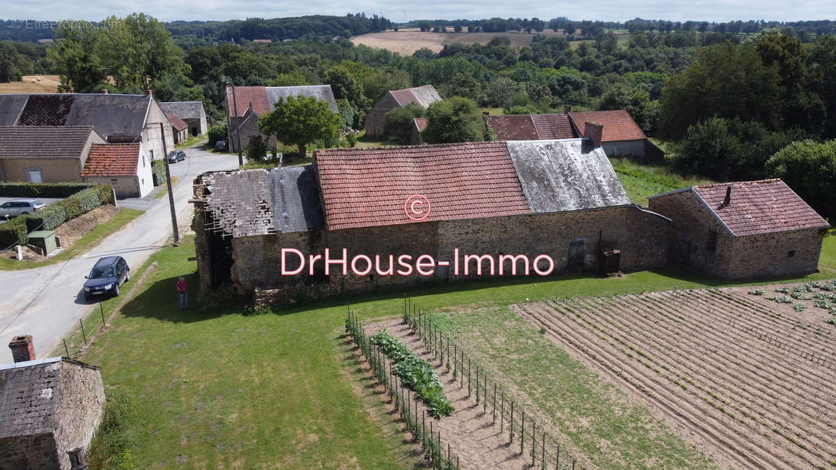 Maison à SAINT-PRIEST-LA-MARCHE