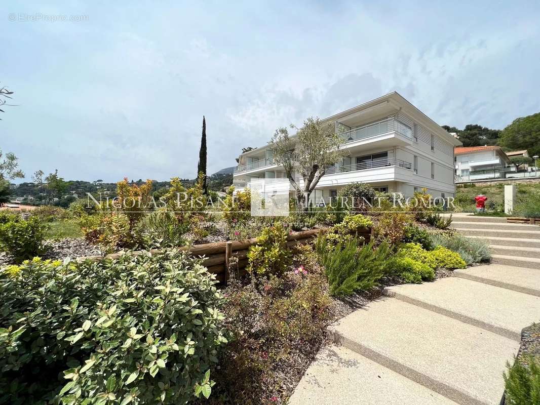 Appartement à ROQUEBRUNE-CAP-MARTIN