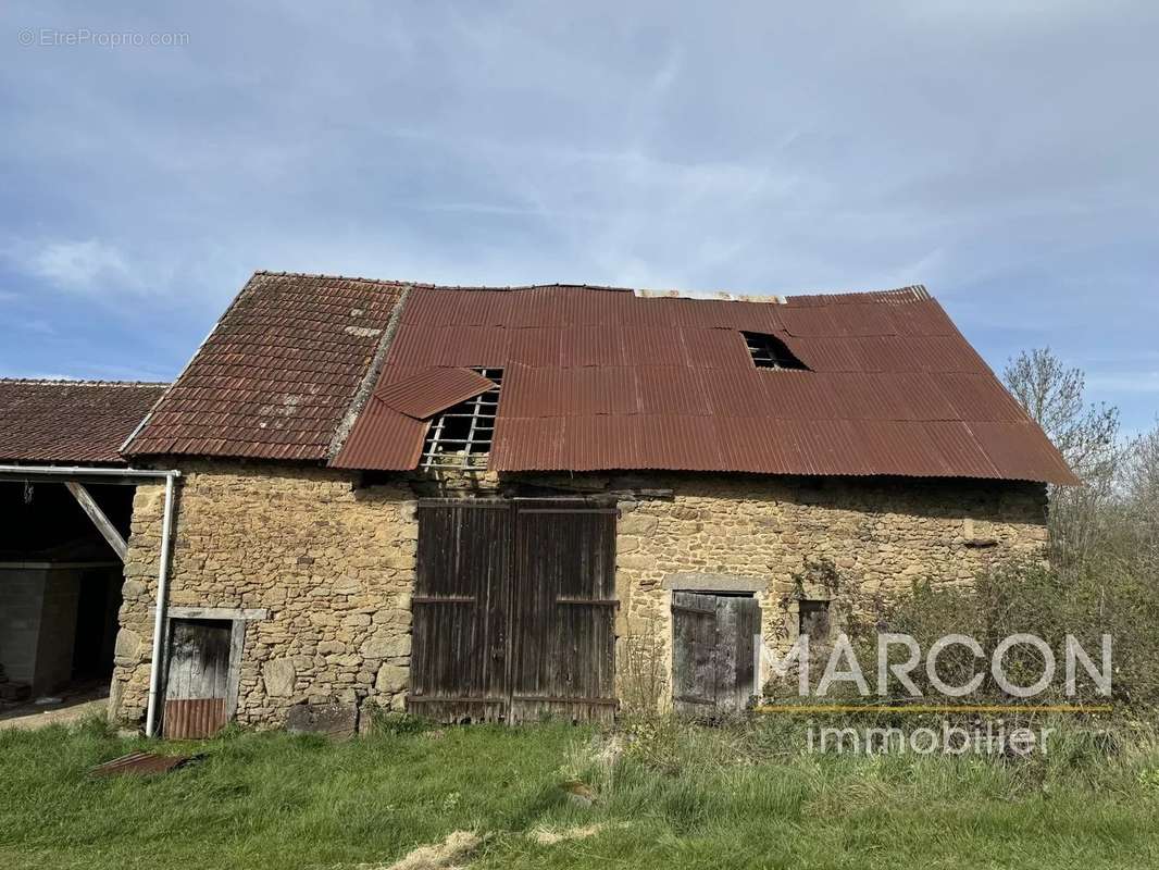 Maison à PIONNAT