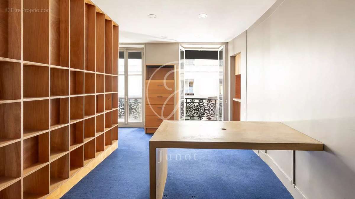 Appartement à PARIS-6E