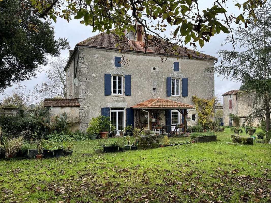 Maison à MAINE-DE-BOIXE