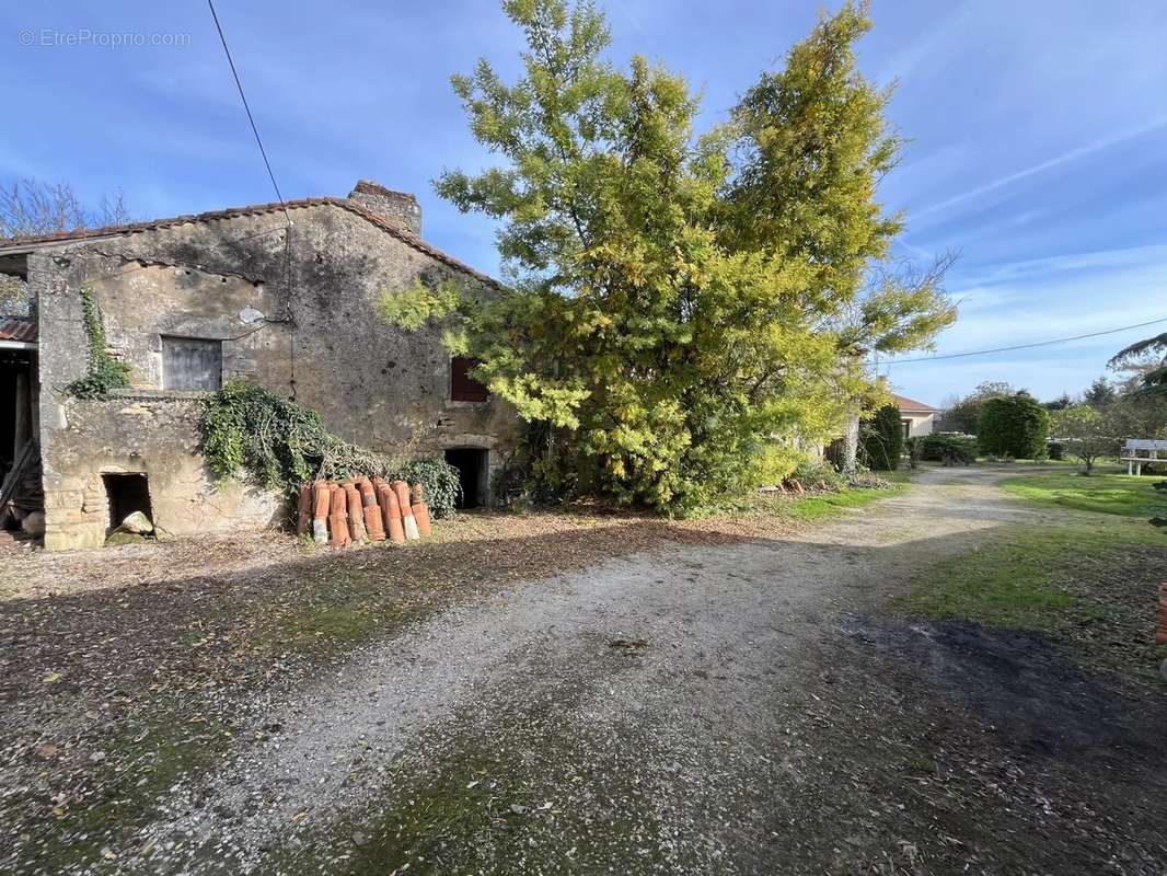 Maison à MAINE-DE-BOIXE