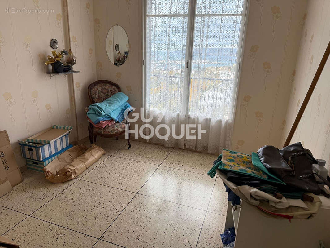 Appartement à MARSEILLE-15E