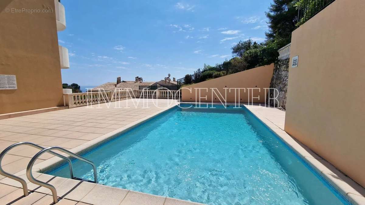 Appartement à ROQUEBRUNE-CAP-MARTIN