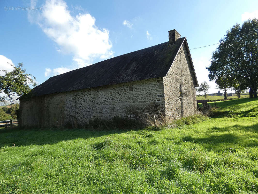 Maison à SAVIGNY-LE-VIEUX