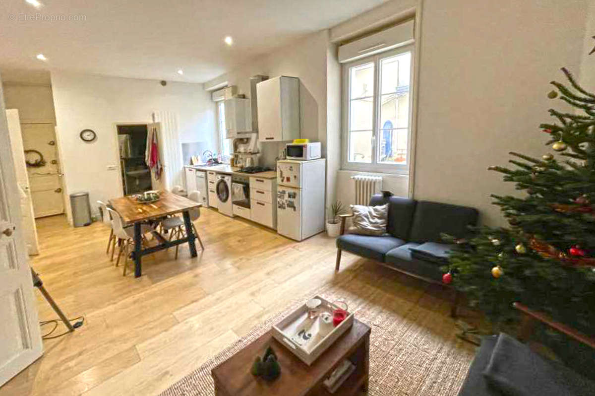 Appartement à NANTES