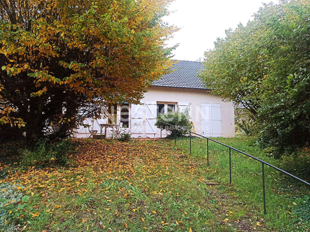 Maison à VINEUIL