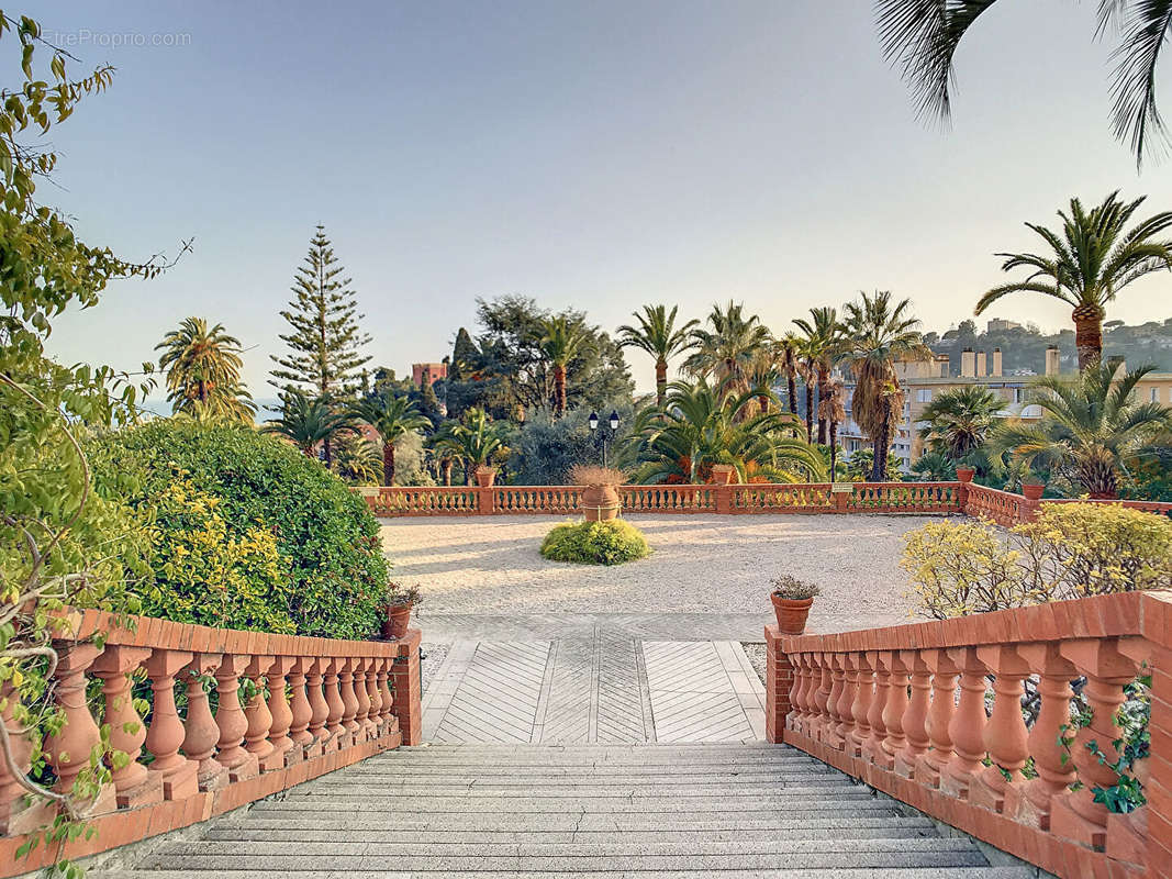 Appartement à MENTON