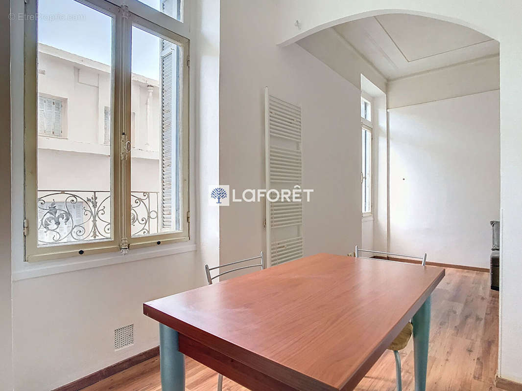 Appartement à MENTON