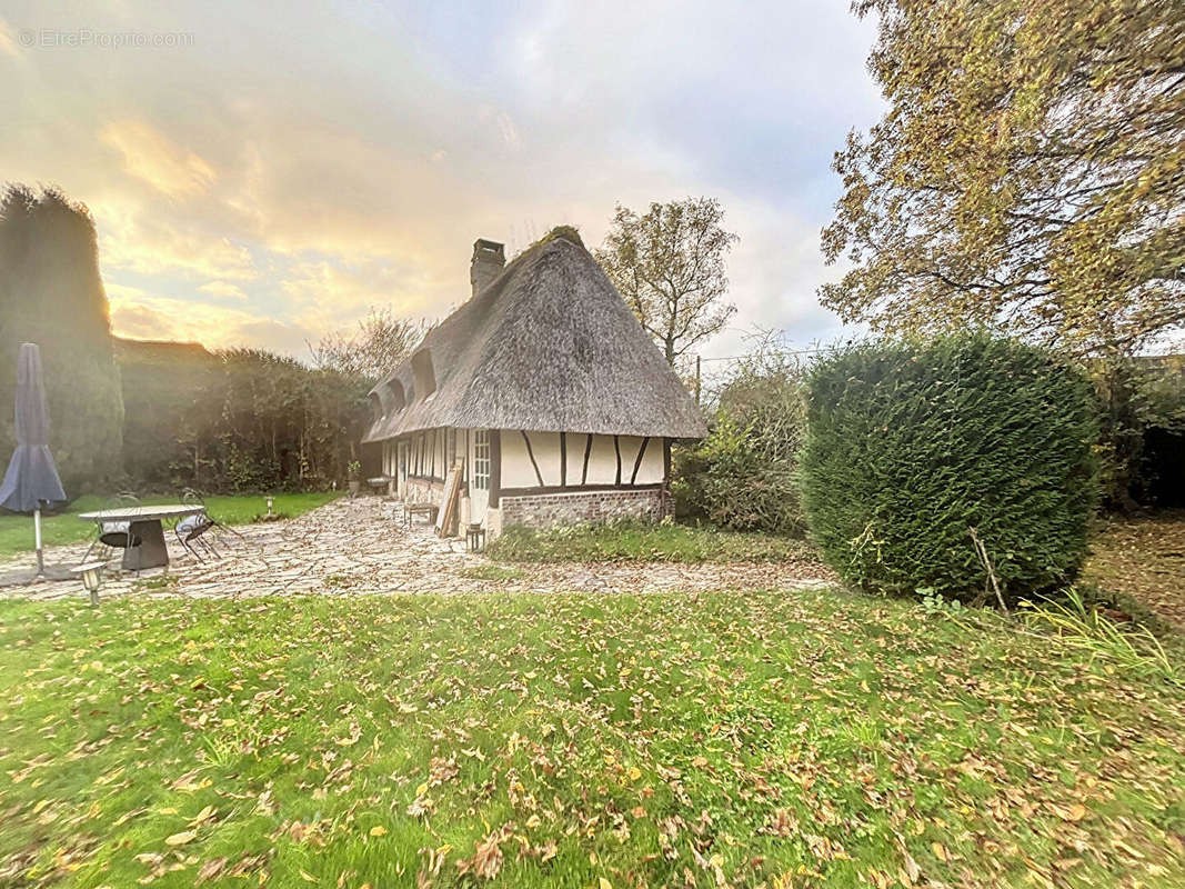 Maison à BOURG-ACHARD