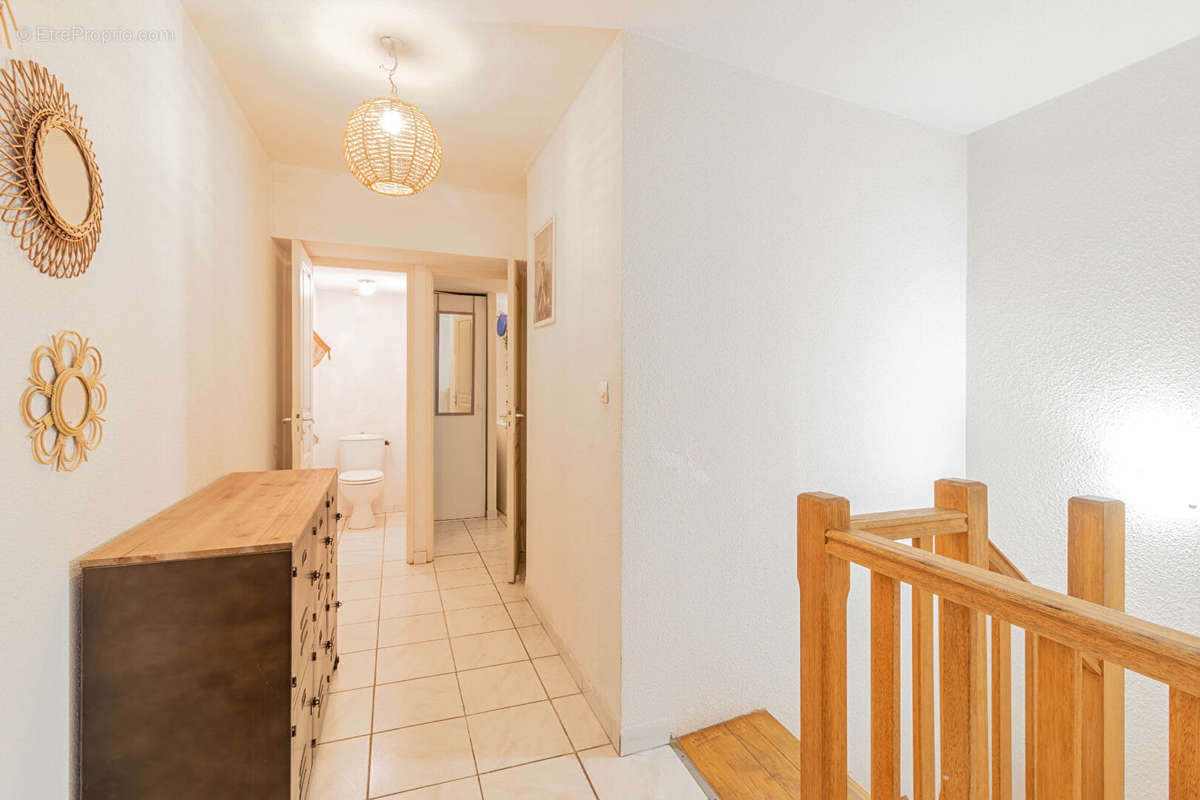 Appartement à MARSEILLE-2E