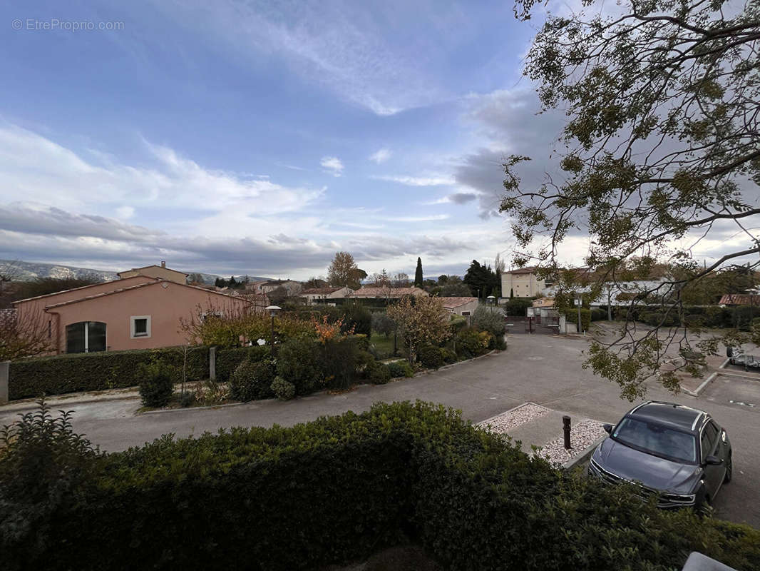 Appartement à L&#039;ISLE-SUR-LA-SORGUE