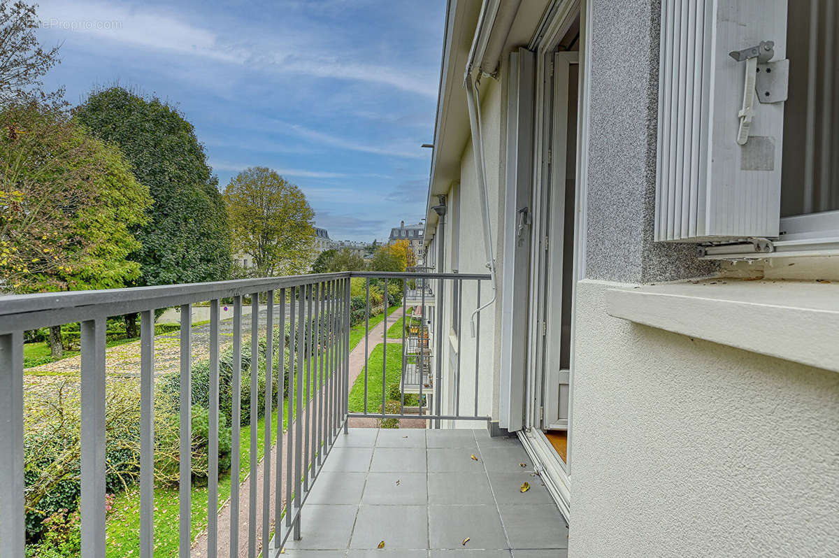 Appartement à VERSAILLES