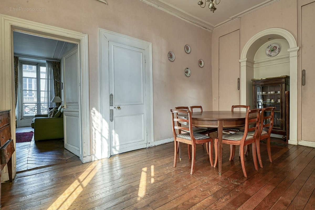 Appartement à VERSAILLES