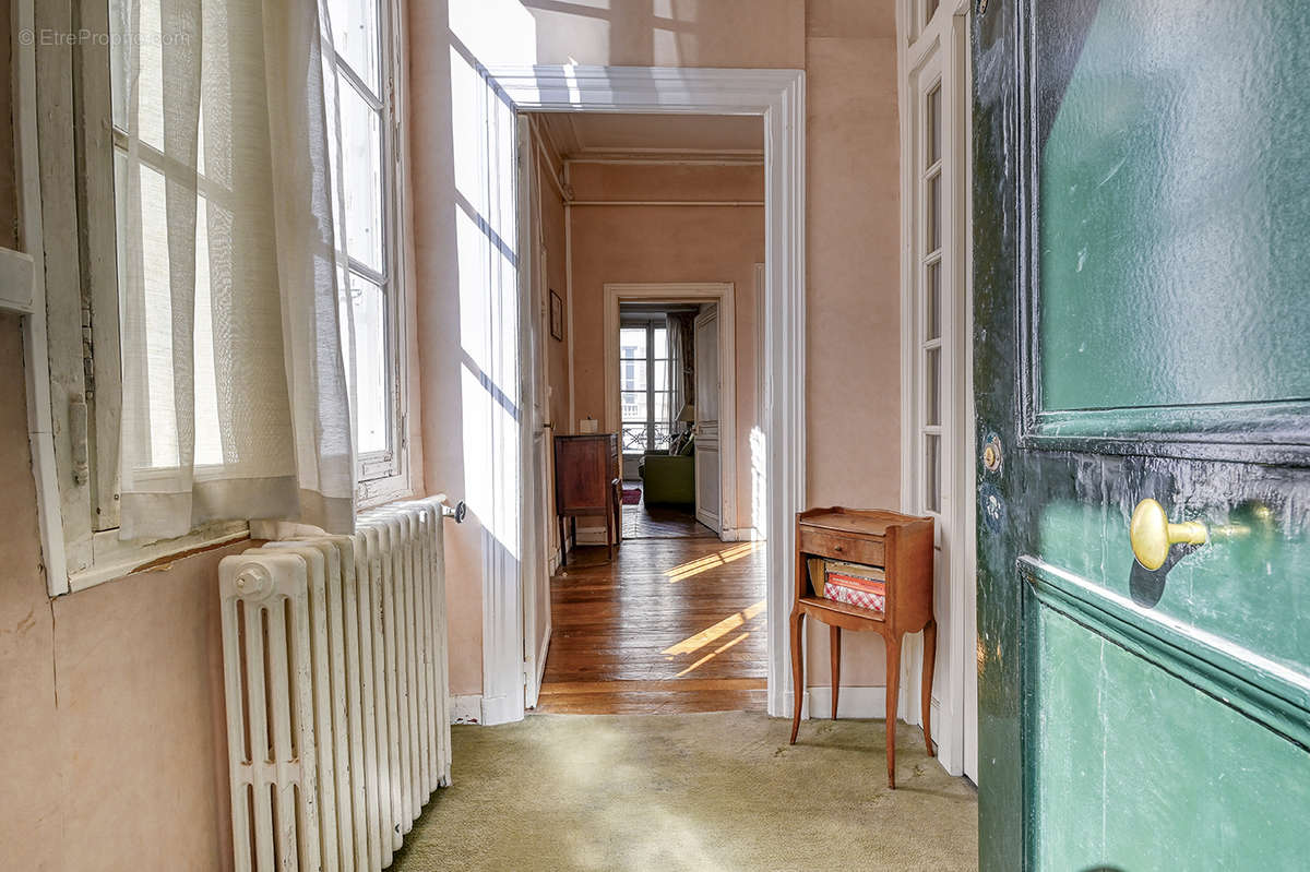 Appartement à VERSAILLES