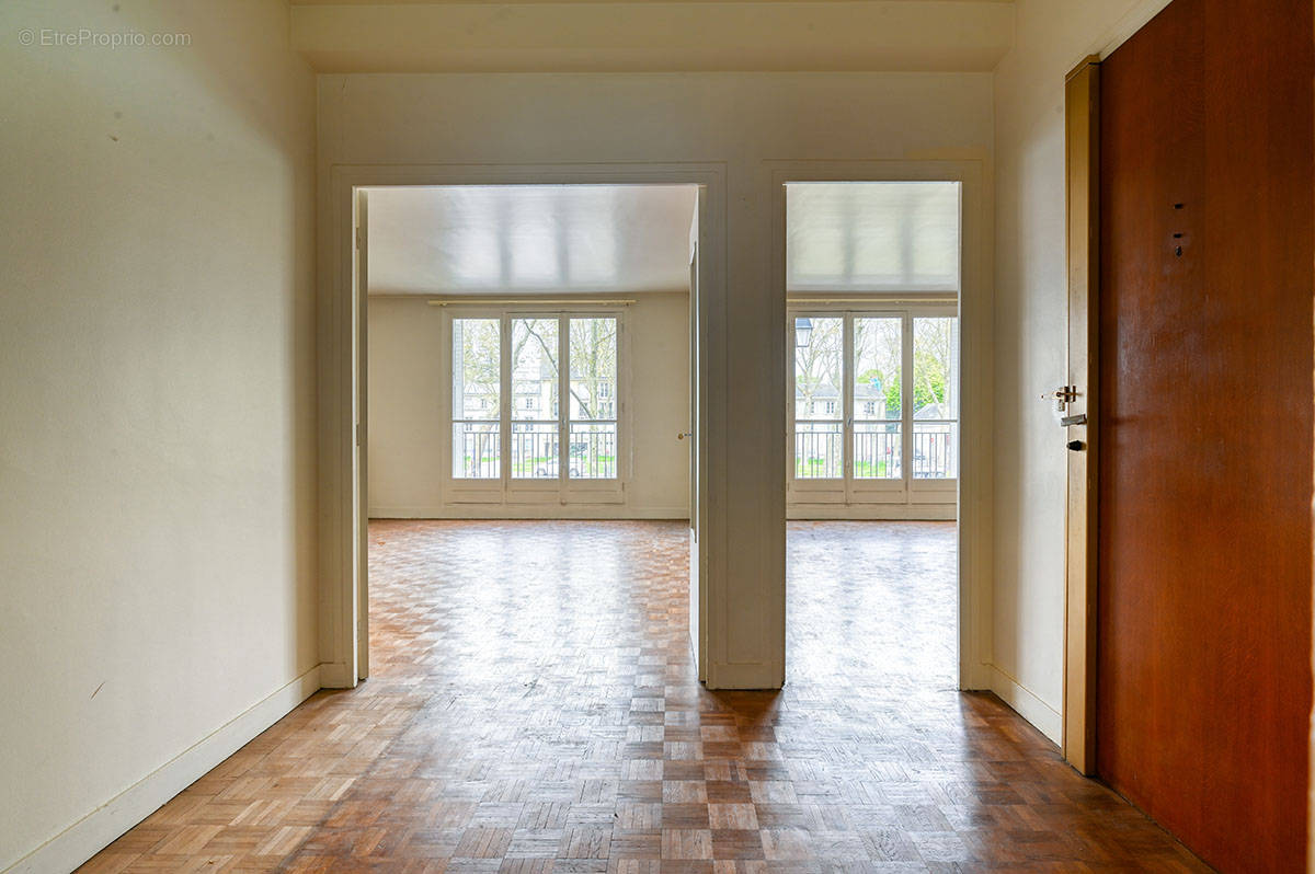 Appartement à VERSAILLES