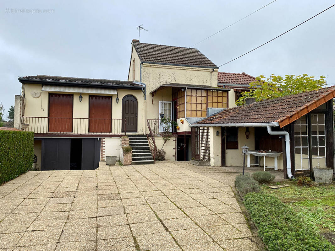 Maison à MONTCEAU-LES-MINES