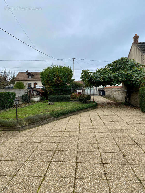 Maison à MONTCEAU-LES-MINES