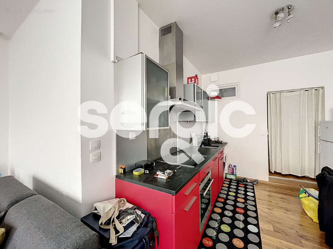 Appartement à PARIS-14E