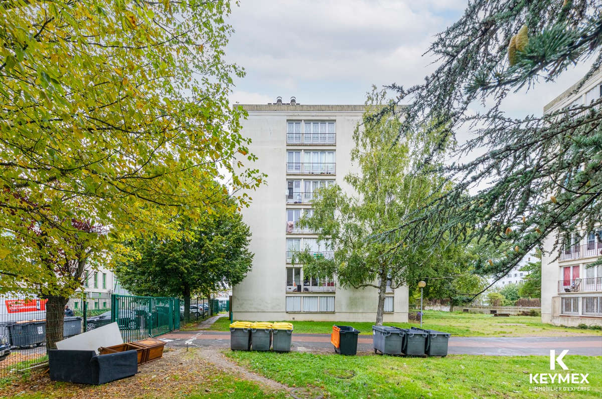 Appartement à VILLIERS-LE-BEL