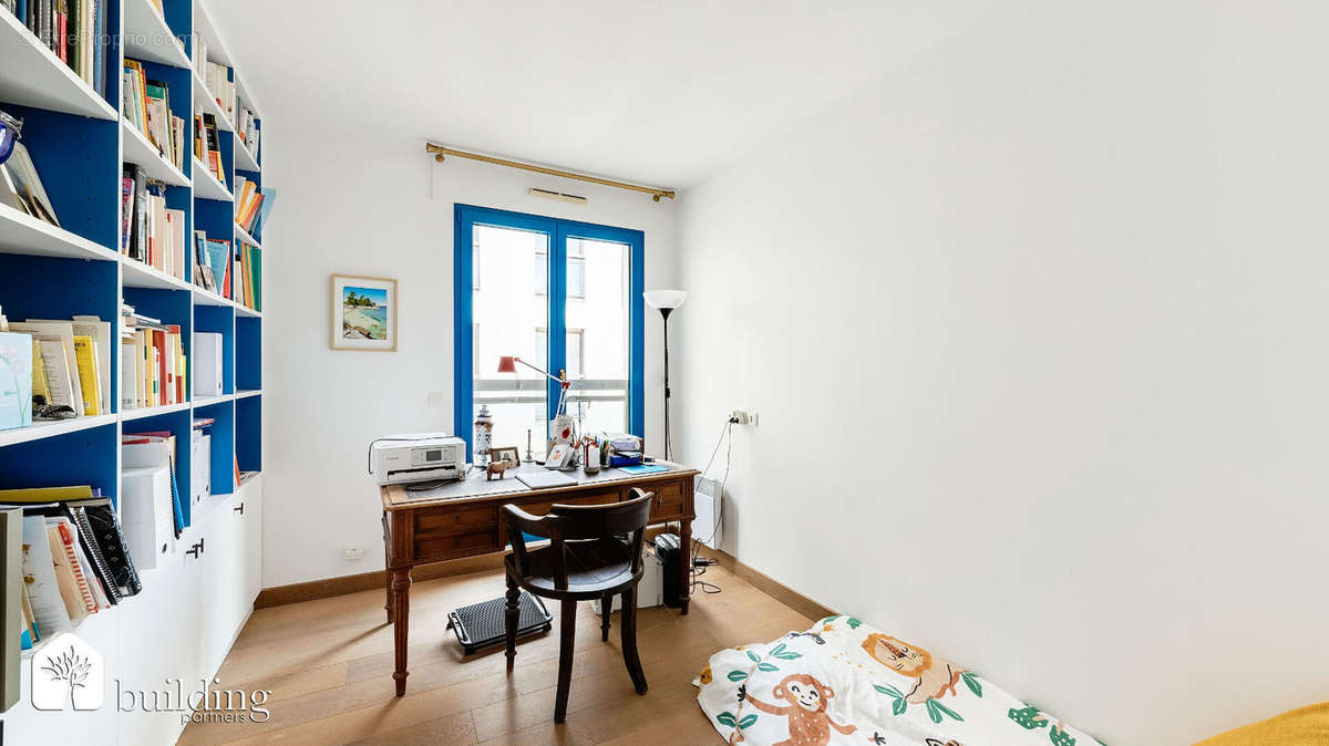 Appartement à LEVALLOIS-PERRET