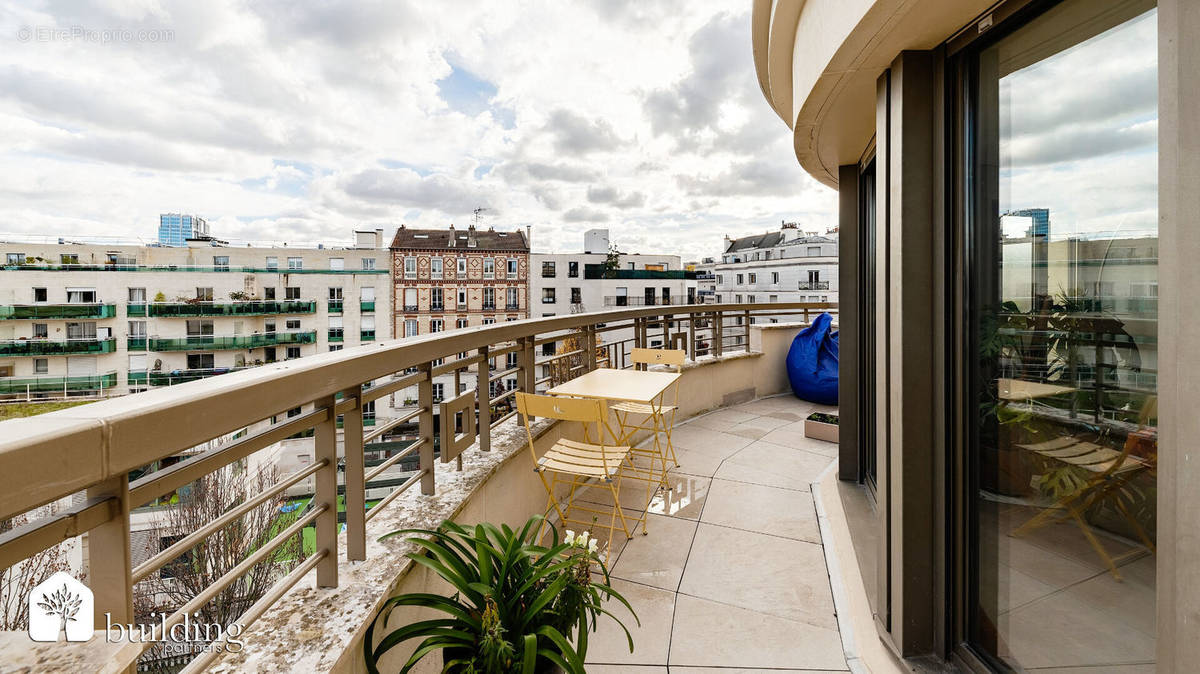 Appartement à LEVALLOIS-PERRET