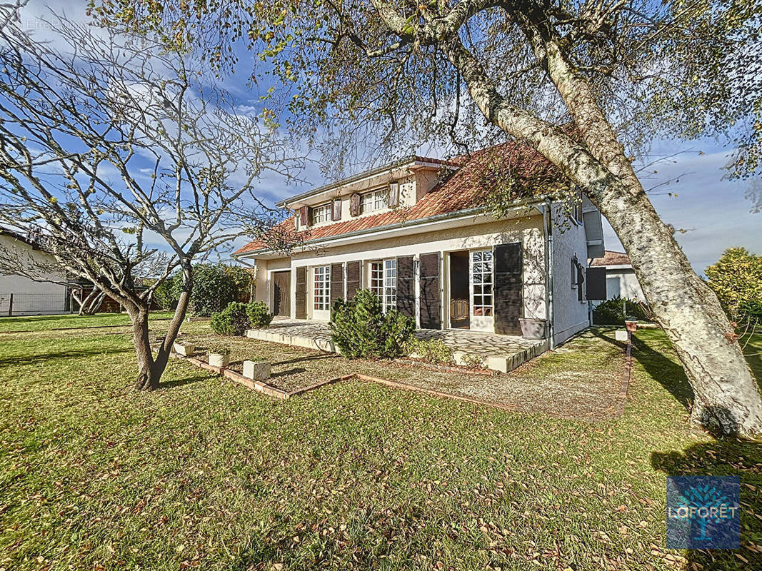 Maison à RION-DES-LANDES