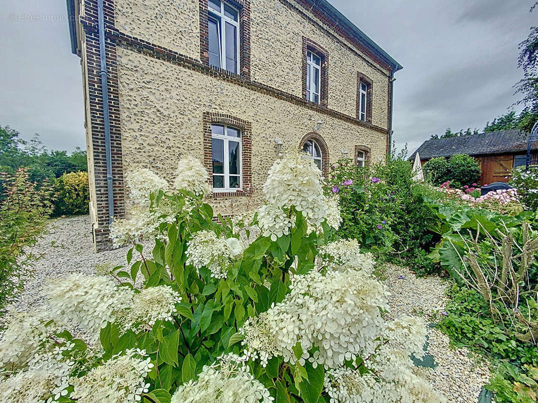 Maison à PONT-L&#039;EVEQUE