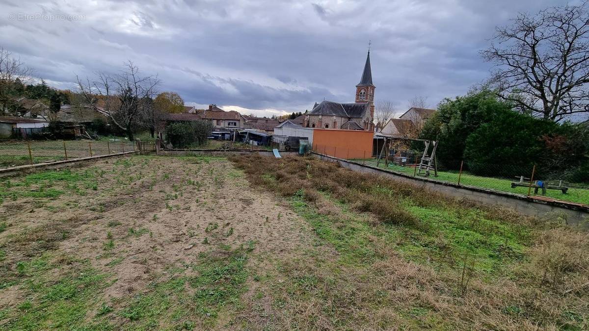 Photo 1 - Terrain à MARIOL