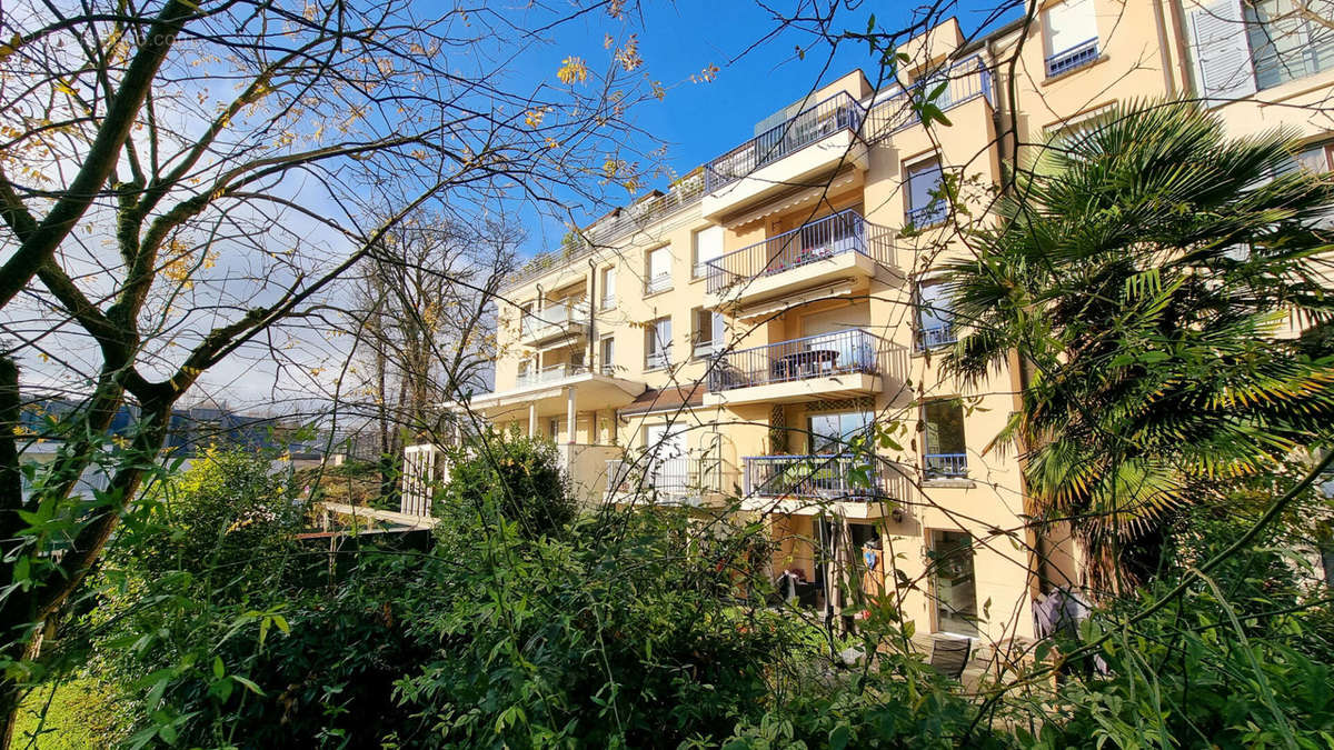 Appartement à MAISONS-LAFFITTE