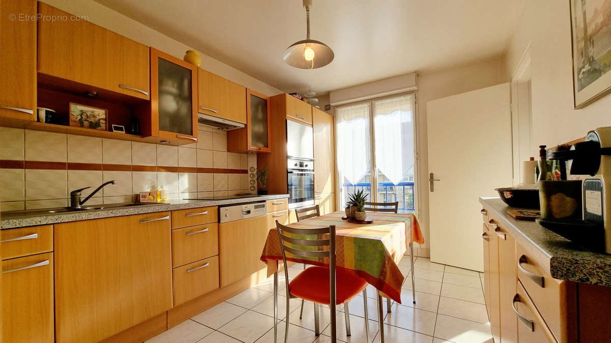 Appartement à MAISONS-LAFFITTE