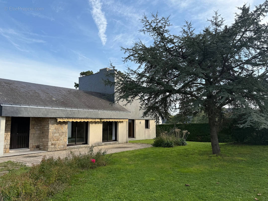 Maison à LE POULIGUEN