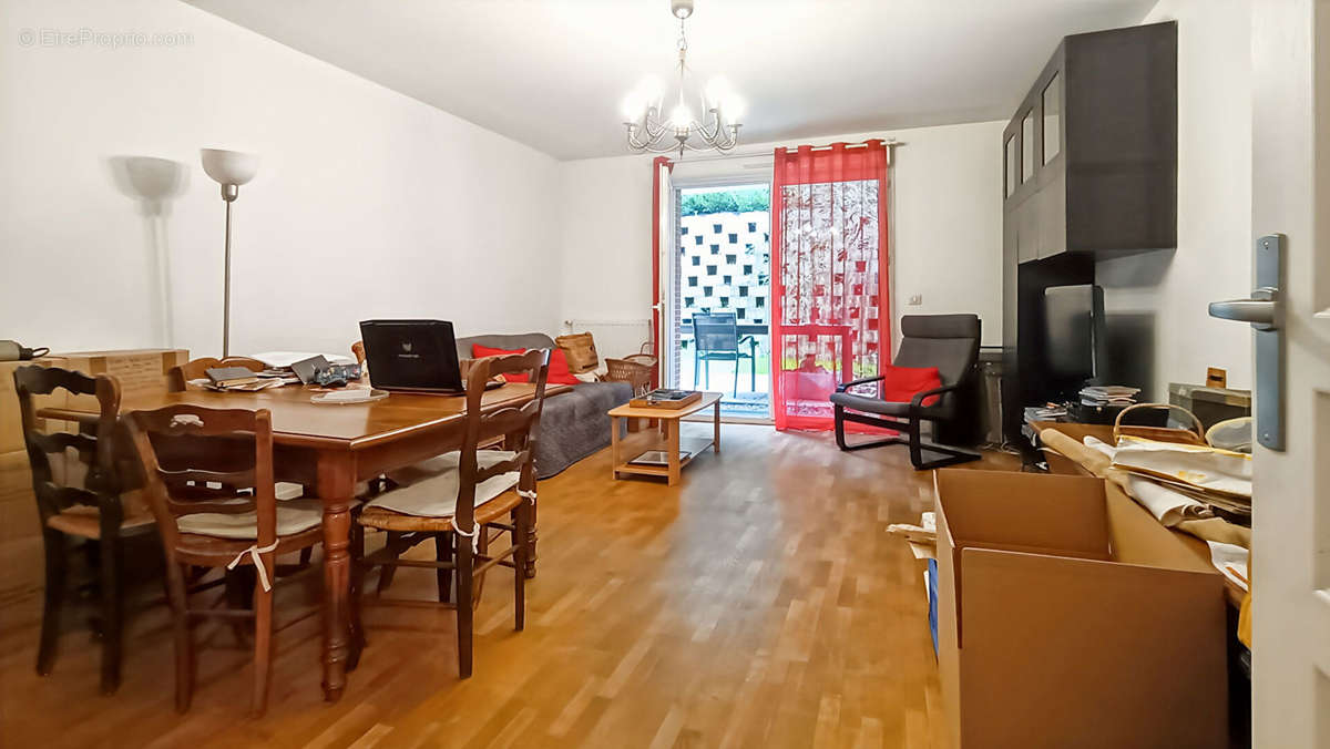 Appartement à ROSNY-SOUS-BOIS