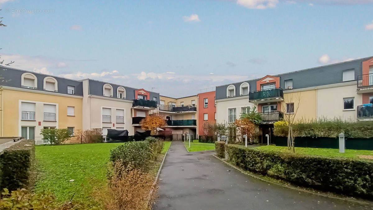 Appartement à ROSNY-SOUS-BOIS