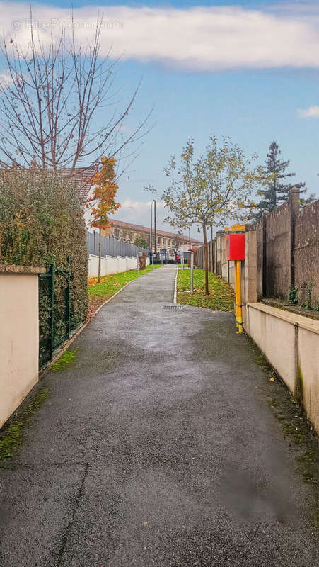 Appartement à ROSNY-SOUS-BOIS