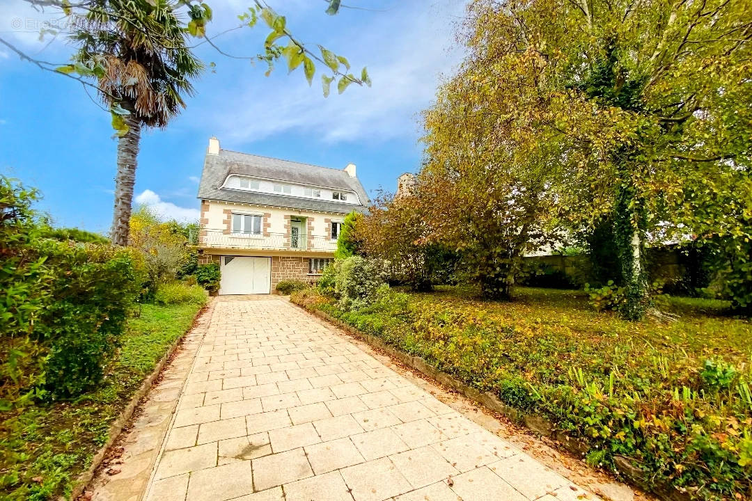 Maison à TREGUEUX