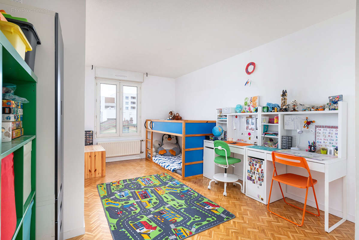 Appartement à LYON-8E