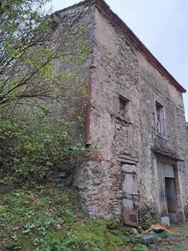 Maison à VERRERIES-DE-MOUSSANS