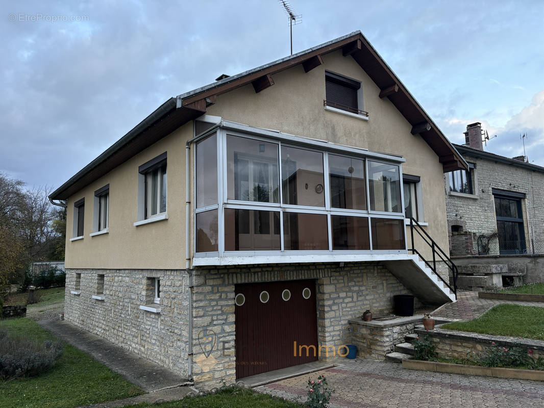 Maison à JUVANCOURT