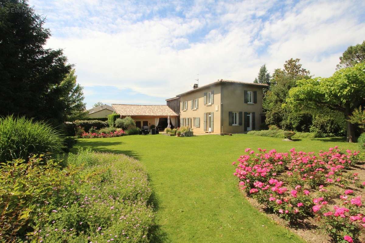 Maison à CHATILLON-SAINT-JEAN