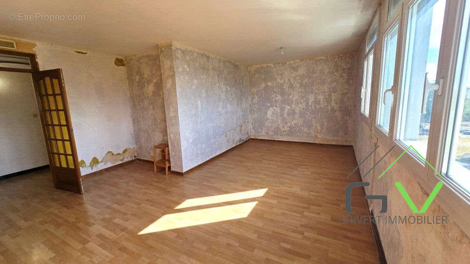 Appartement à NIMES