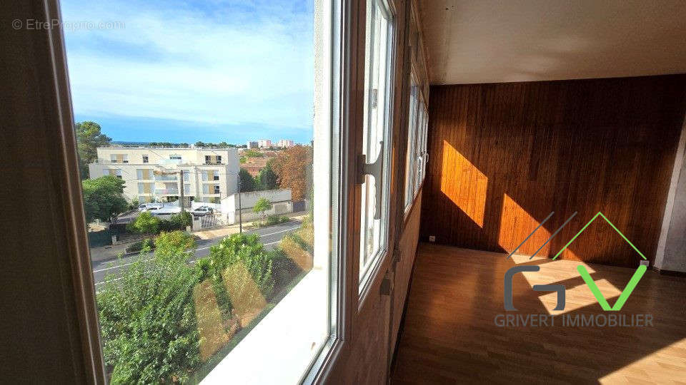 Appartement à NIMES