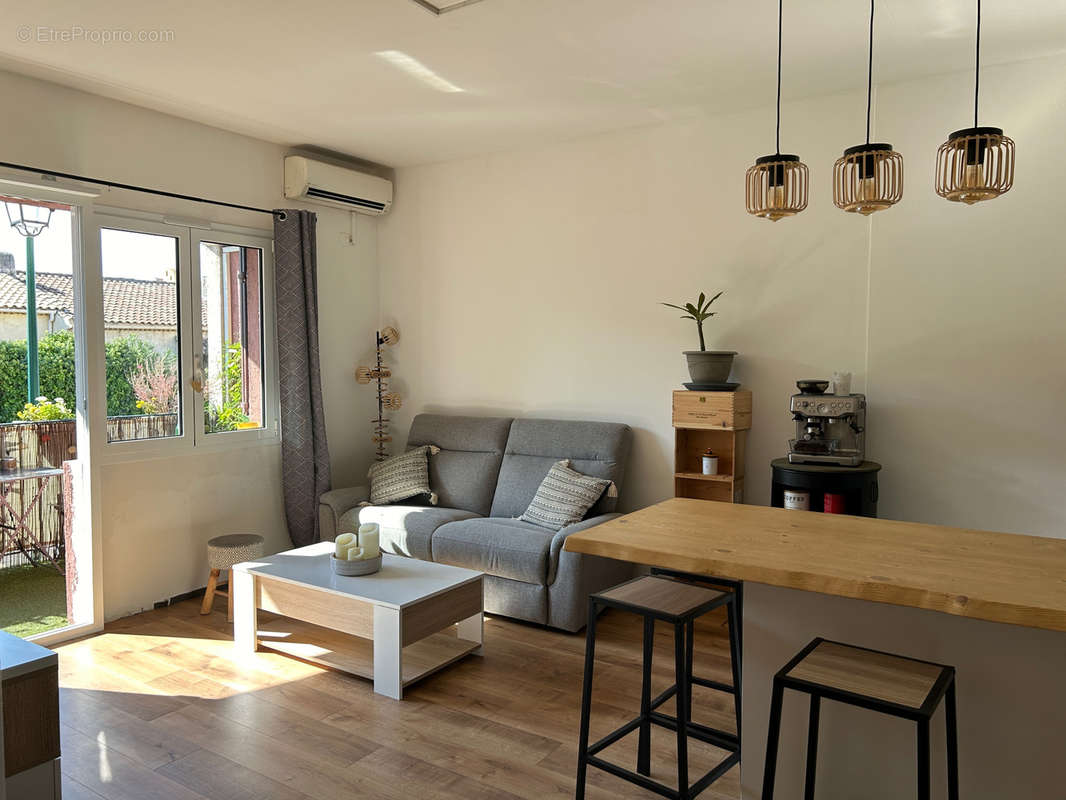 Appartement à VILLENEUVE-LOUBET