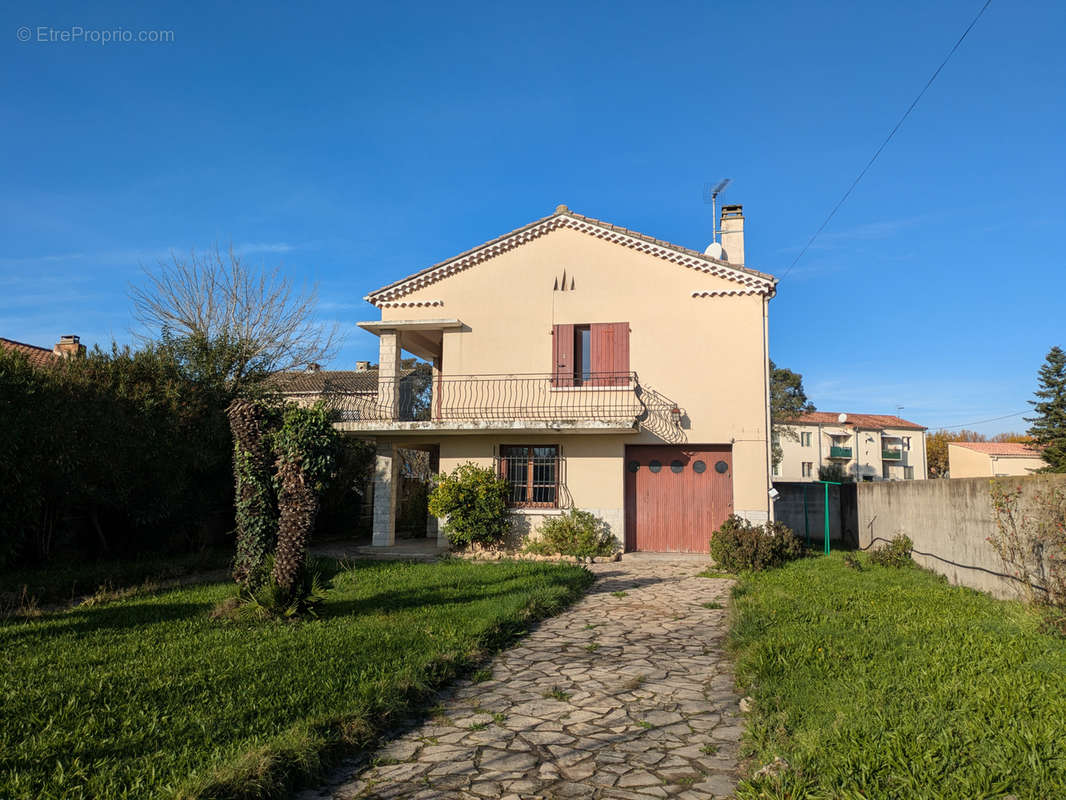 Maison à PONT-SAINT-ESPRIT