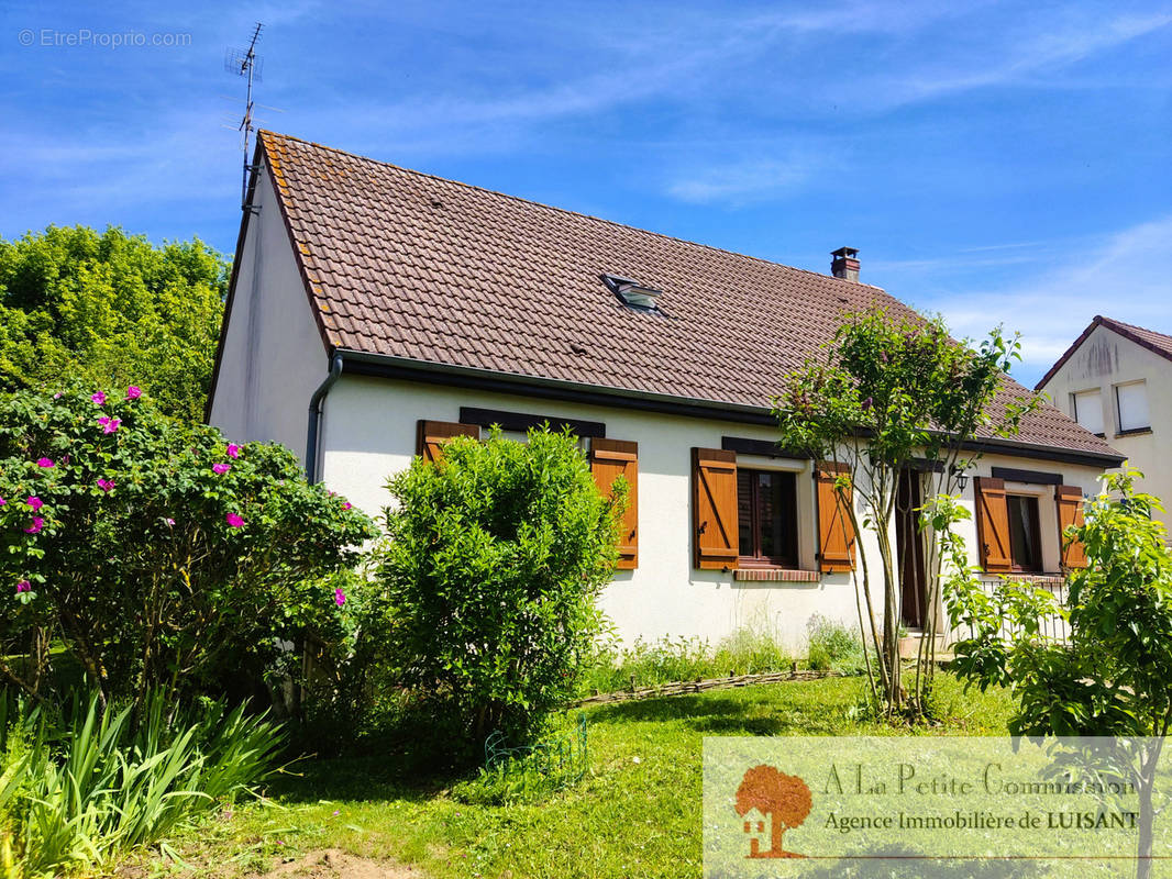 Maison à MAINVILLIERS