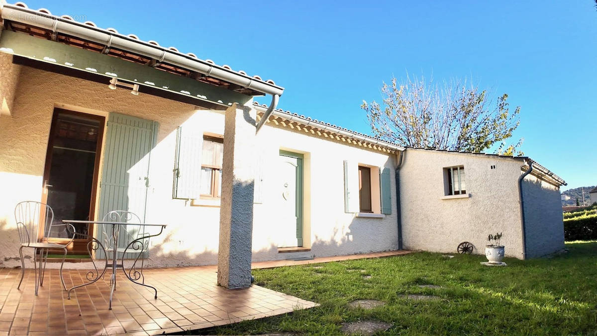 Maison à VAISON-LA-ROMAINE