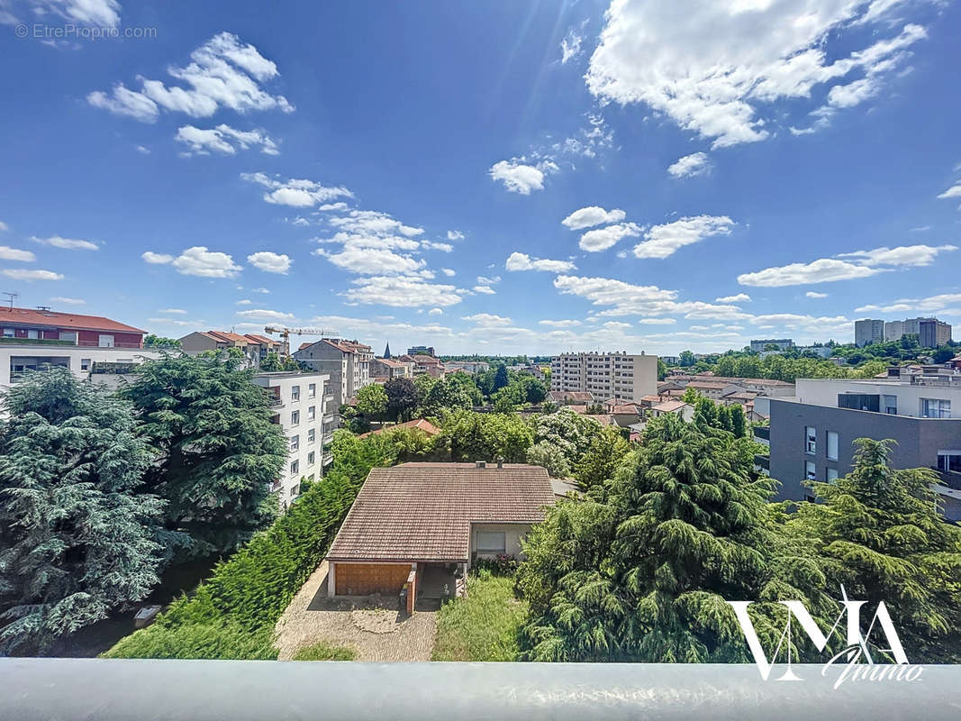 Appartement à VENISSIEUX