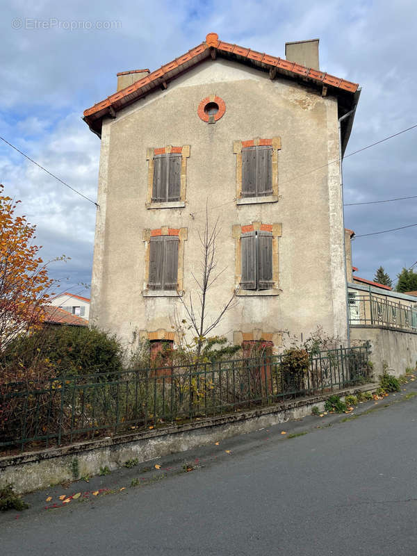 Maison à PRADELLES