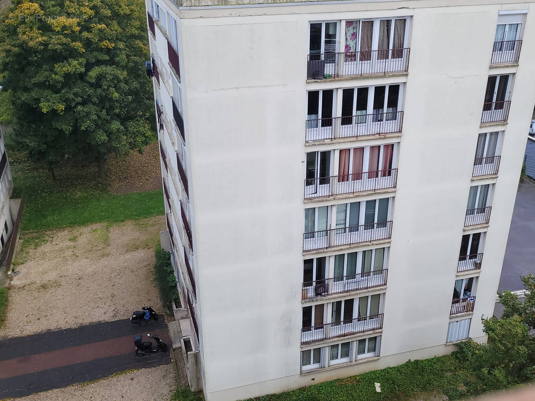 Appartement à VILLIERS-LE-BEL